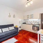 Lägenhet Cityserenity Rustic